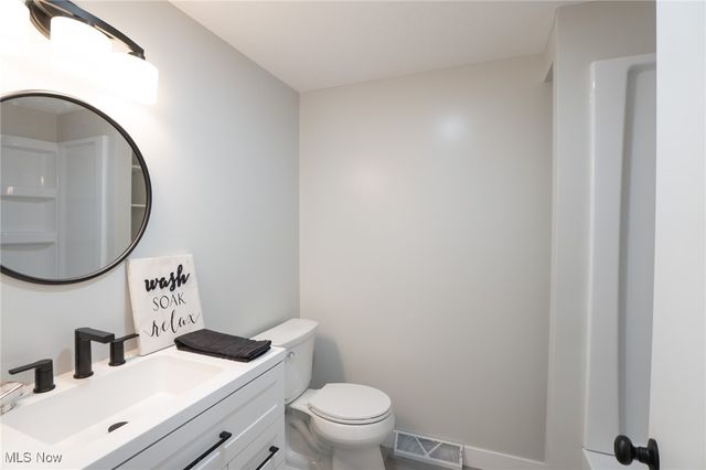 6835 William Tell Avenue NW, North Canton, OH 44720