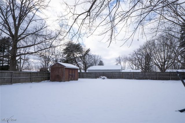 6835 William Tell Avenue NW, North Canton, OH 44720