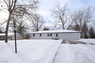 6835 William Tell Avenue NW, North Canton, OH 44720