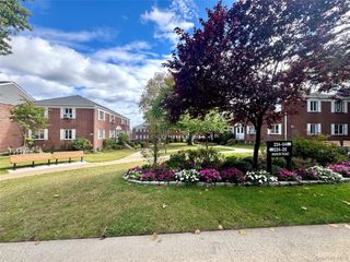 224-20 Manor Road 9-1, Queens Village, NY 11427