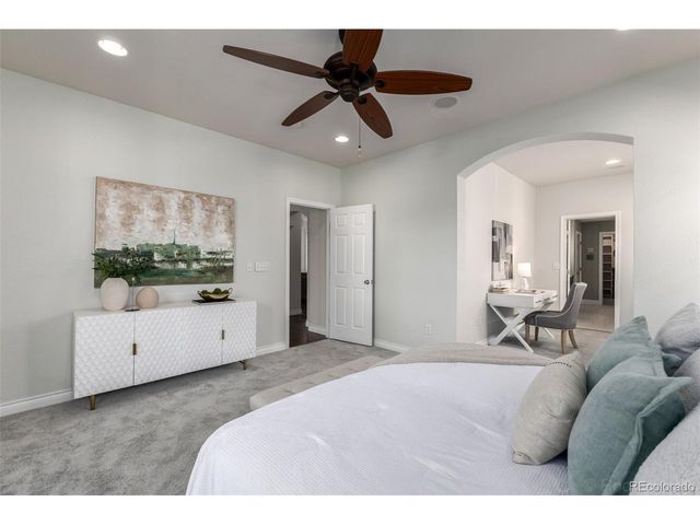 2913 Elmira St, Denver, CO 80238