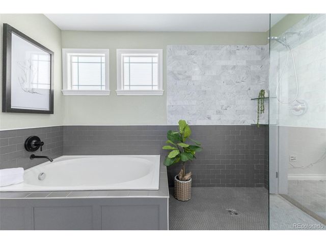 2913 Elmira St, Denver, CO 80238