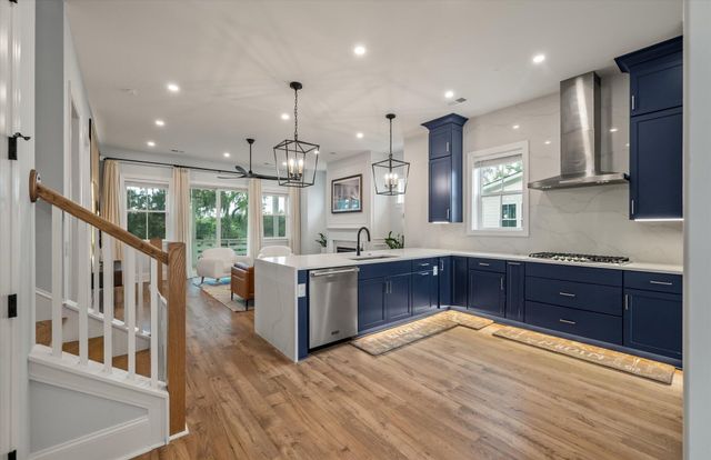 1574 Charming Nancy Road, Charleston, SC 29412