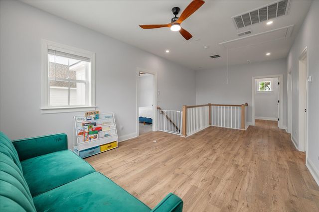 1574 Charming Nancy Road, Charleston, SC 29412