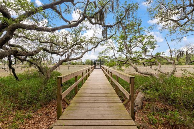 1574 Charming Nancy Road, Charleston, SC 29412