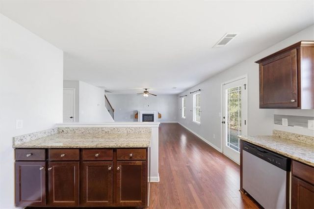 124 Pristine Drive, Locust Grove, GA 30248