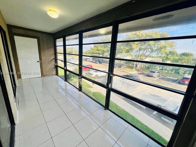 9743 W Mcnab Rd 209, Tamarac, FL 33321