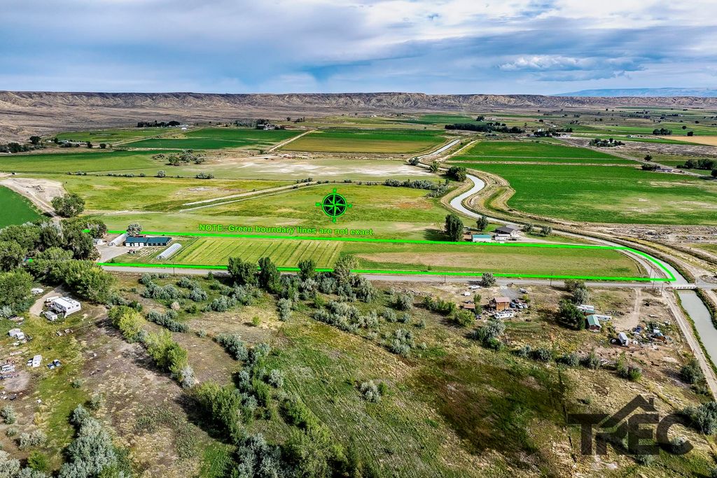 1151 Lane 6, Powell, WY 82435 photo 4