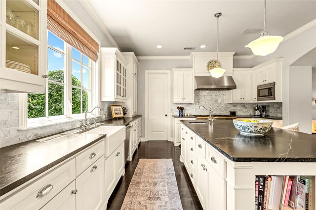 770 Black Forest Court, Southlake, TX 76092