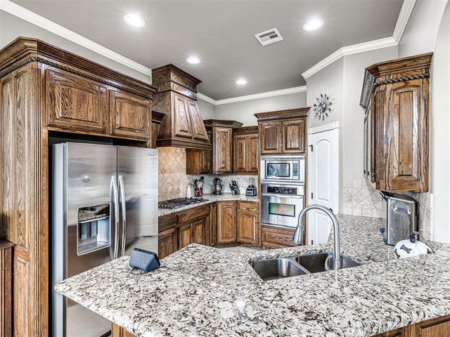 605 Ridge Lake Boulevard, Norman, OK 73071