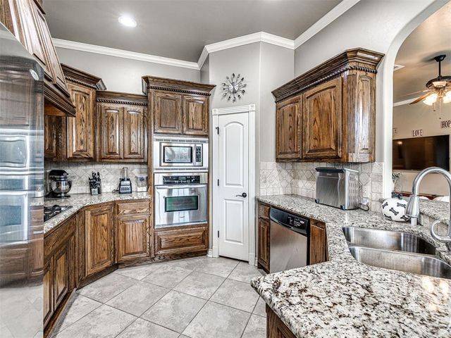 605 Ridge Lake Boulevard, Norman, OK 73071