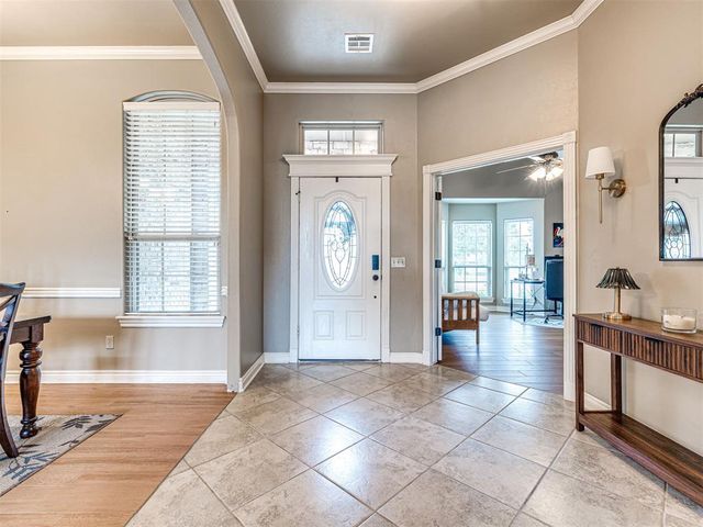 605 Ridge Lake Boulevard, Norman, OK 73071