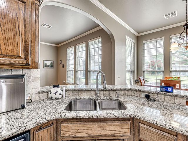 605 Ridge Lake Boulevard, Norman, OK 73071