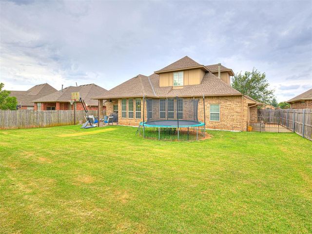 605 Ridge Lake Boulevard, Norman, OK 73071