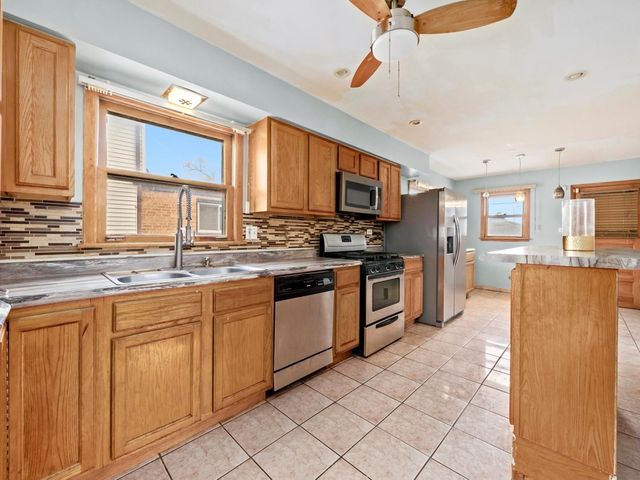 241 Zuelke Drive, Bellwood, IL 60104