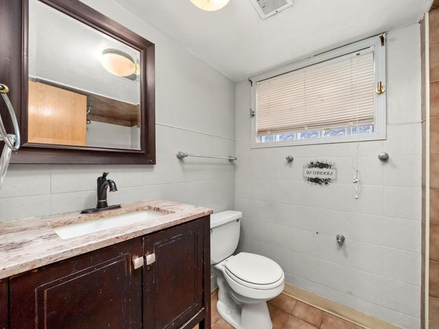 241 Zuelke Drive, Bellwood, IL 60104