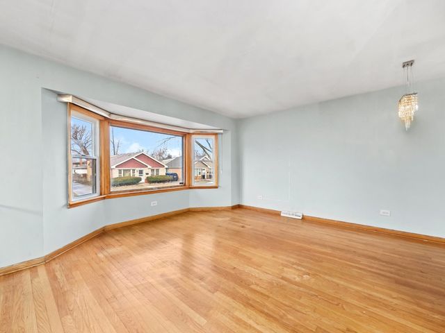 241 Zuelke Drive, Bellwood, IL 60104