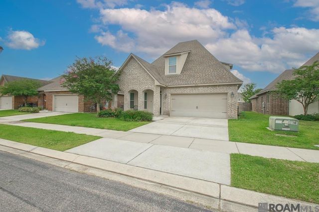 6616 Blue Rose Dr, Baton Rouge, LA 70817