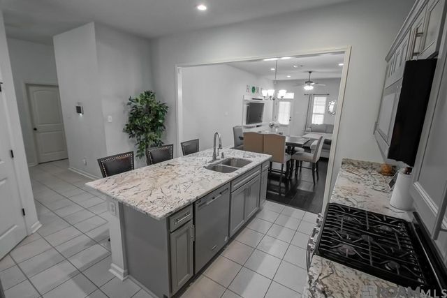 6616 Blue Rose Dr, Baton Rouge, LA 70817