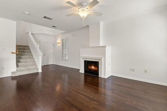 4620 W William Cannon DR 4, Austin, TX 78749