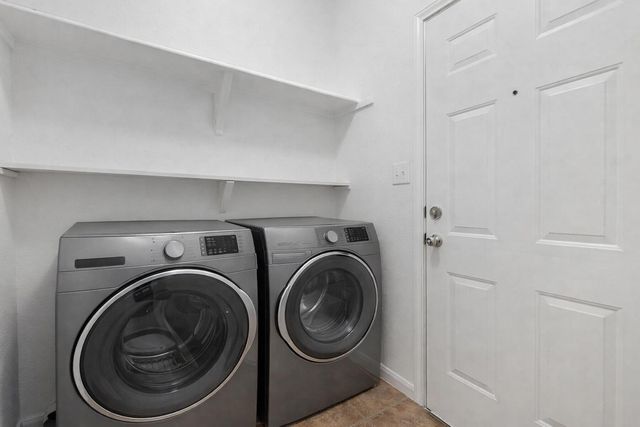 4620 W William Cannon DR 4, Austin, TX 78749