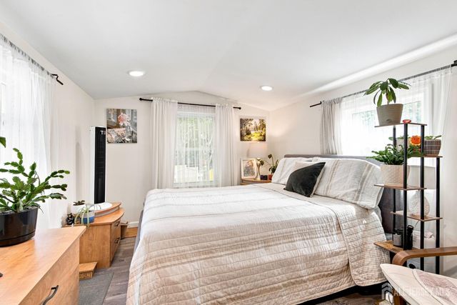 22 Elm Terrace, Sayreville, NJ 08859