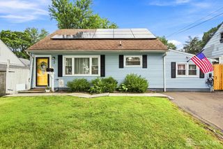 22 Elm Terrace, Sayreville, NJ 08859
