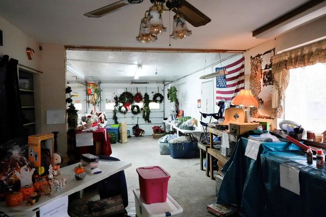 4731 Krischke Road, Schulenburg, TX 78956