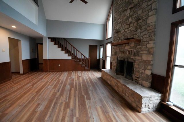 4731 Krischke Road, Schulenburg, TX 78956