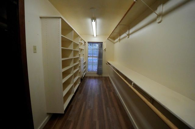 4731 Krischke Road, Schulenburg, TX 78956