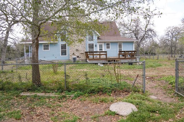 4731 Krischke Road, Schulenburg, TX 78956