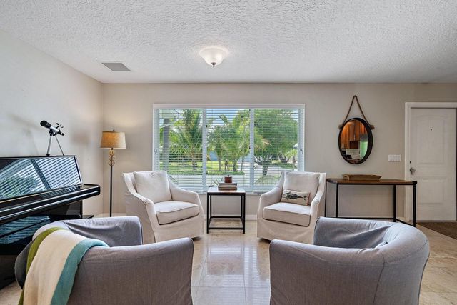 356 Mars Avenue, Tequesta, FL 33469