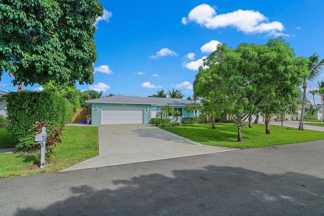 356 Mars Avenue, Tequesta, FL 33469