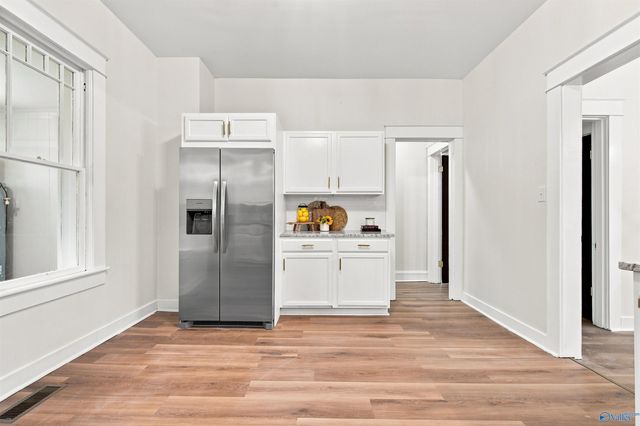 1043 W Washington Street, Athens, AL 35611