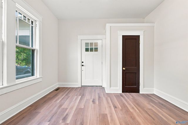 1043 W Washington Street, Athens, AL 35611