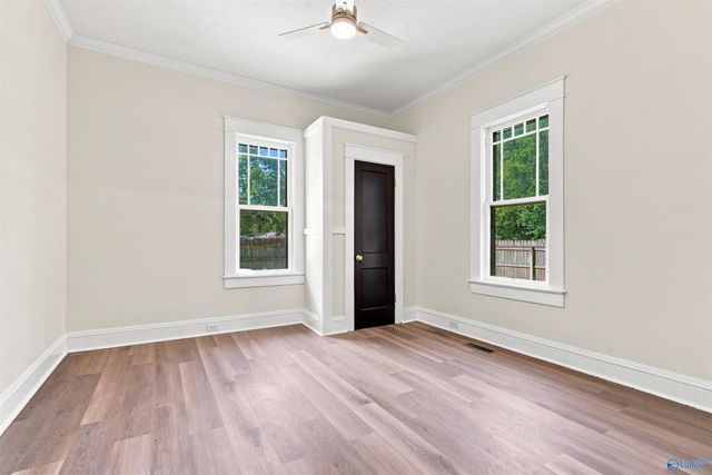 1043 W Washington Street, Athens, AL 35611