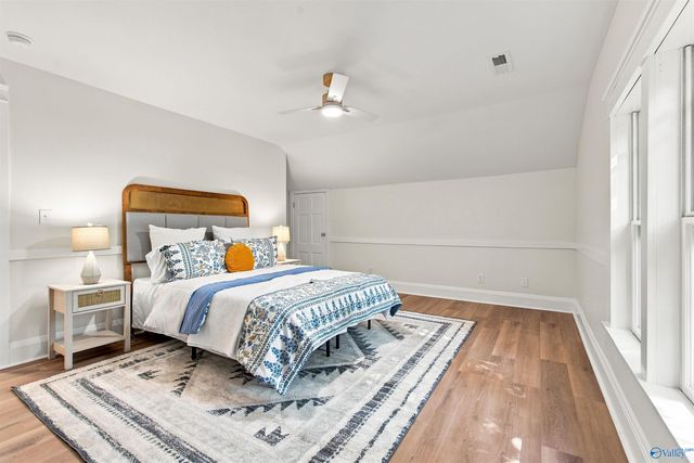 1043 W Washington Street, Athens, AL 35611