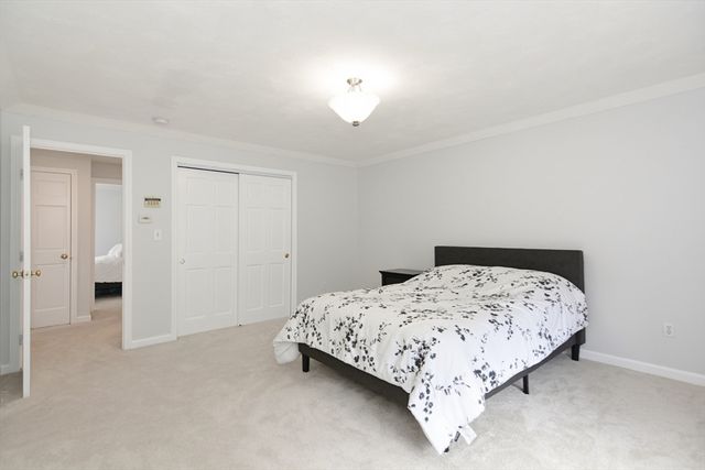 9 Jamie Way, Tyngsborough, MA 01879