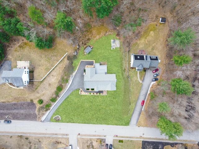 9 Jamie Way, Tyngsborough, MA 01879