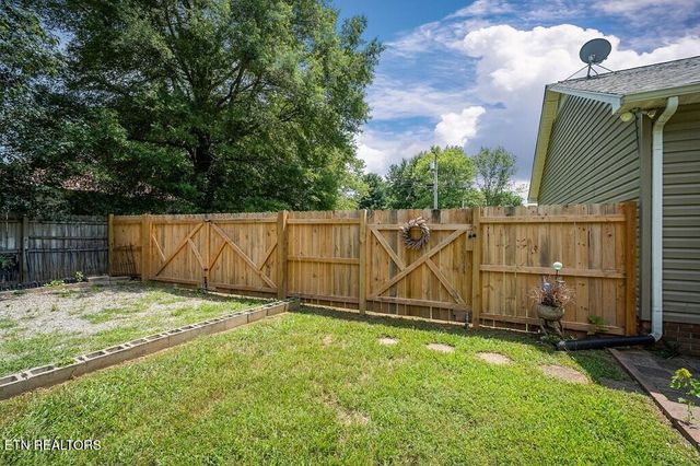 3006 N DEERHAVEN DR Drive, Cookeville, TN 38506