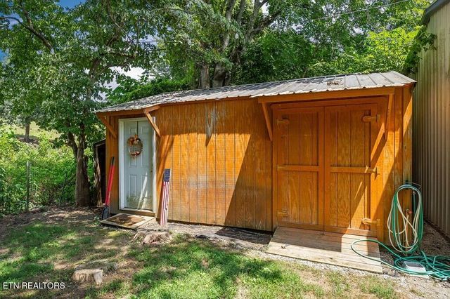 3006 N DEERHAVEN DR Drive, Cookeville, TN 38506