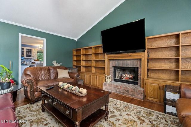 3006 N DEERHAVEN DR Drive, Cookeville, TN 38506