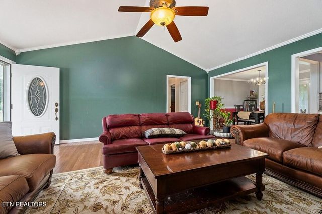 3006 N DEERHAVEN DR Drive, Cookeville, TN 38506