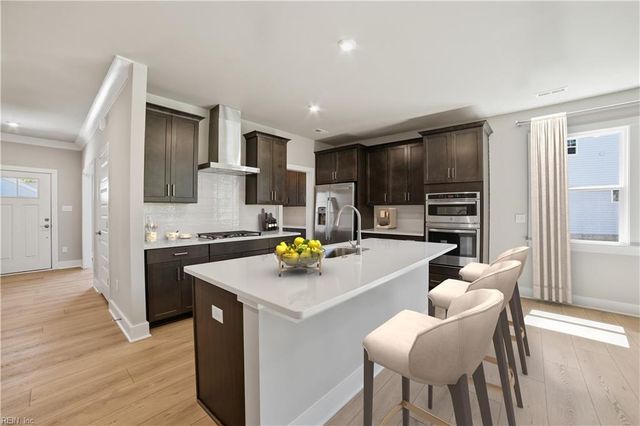1410 Wharf Hill DR, Smithfield, VA 23430