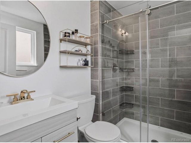 3126 S Emporia Ct, Denver, CO 80231