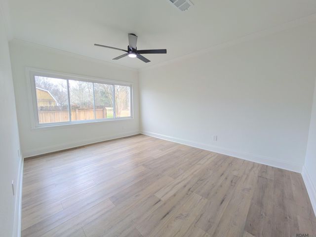 4761 Camellia St, St Francisville, LA 70775