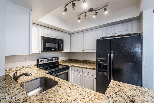 5402 E WINDSOR Avenue 45, Phoenix, AZ 85008