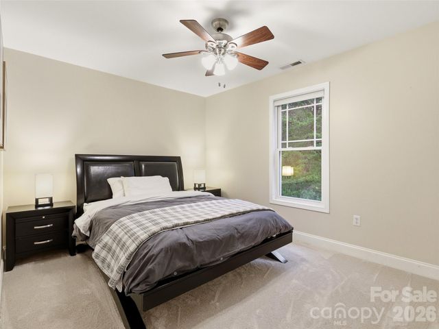 16 Lancaster Lane, Weaverville, NC 28787