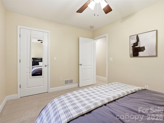 16 Lancaster Lane, Weaverville, NC 28787