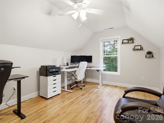 16 Lancaster Lane, Weaverville, NC 28787
